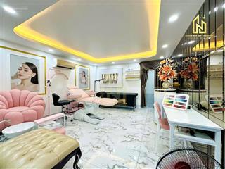 Siêu phẩm mặt đường tuyến 2 lê hồng phong