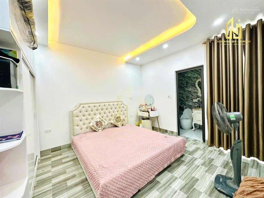 Siêu phẩm mặt đường tuyến 2 lê hồng phong