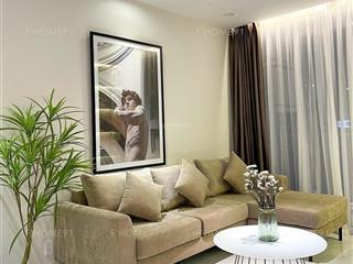 Cần bán các căn penthouse 2pn 4.75 tỷ precia, nhà mới ạ, view lm81 rất đẹp.  0902 651 ***