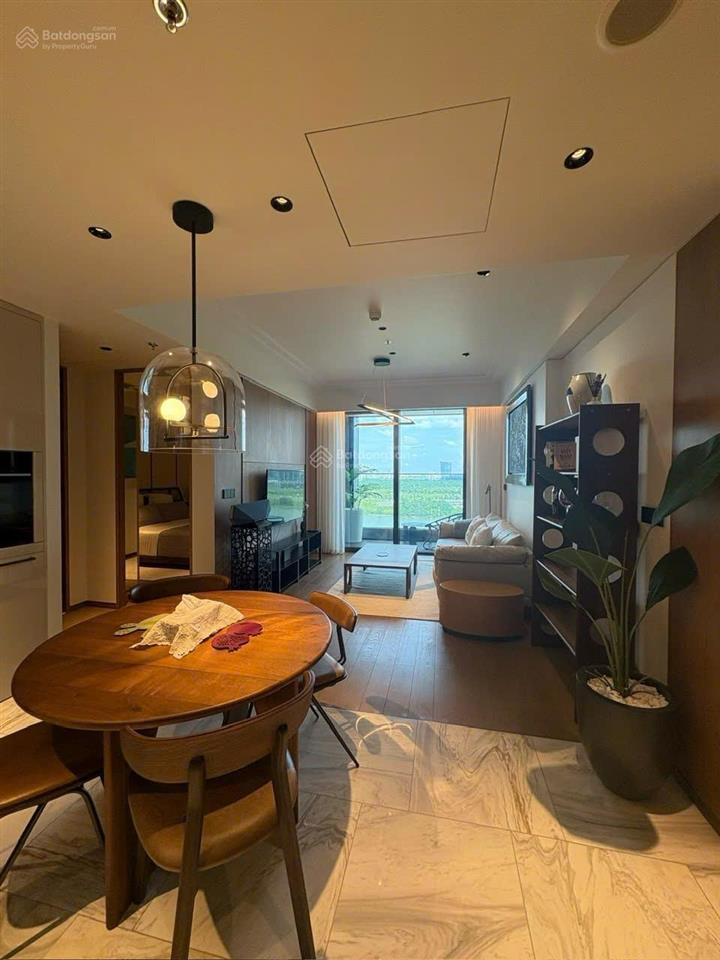 Bán cc grand marina saigon, 40 tỷ, 87m2 2pn, căn góc, full nội thất, nhà mới đẹp.  0902 651 ***