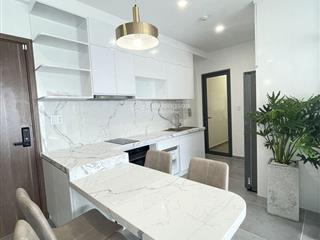 Ch d'lusso 1pn49m2, giá 4,4 tỷ, nội thất cb, view đẹp thoáng mát giá tốt, đã có sổ  0902 651 ***