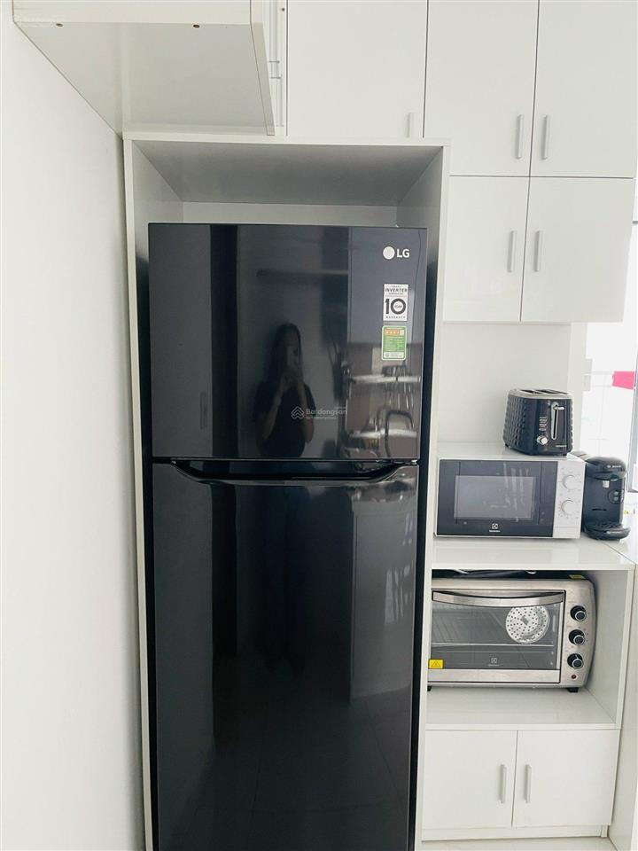 Ch d'lusso 2pn68m2, giá 5,8 tỷ, có nội thất, bao thuế phí, giá tốt, sổ sẵn  0902 651 ***