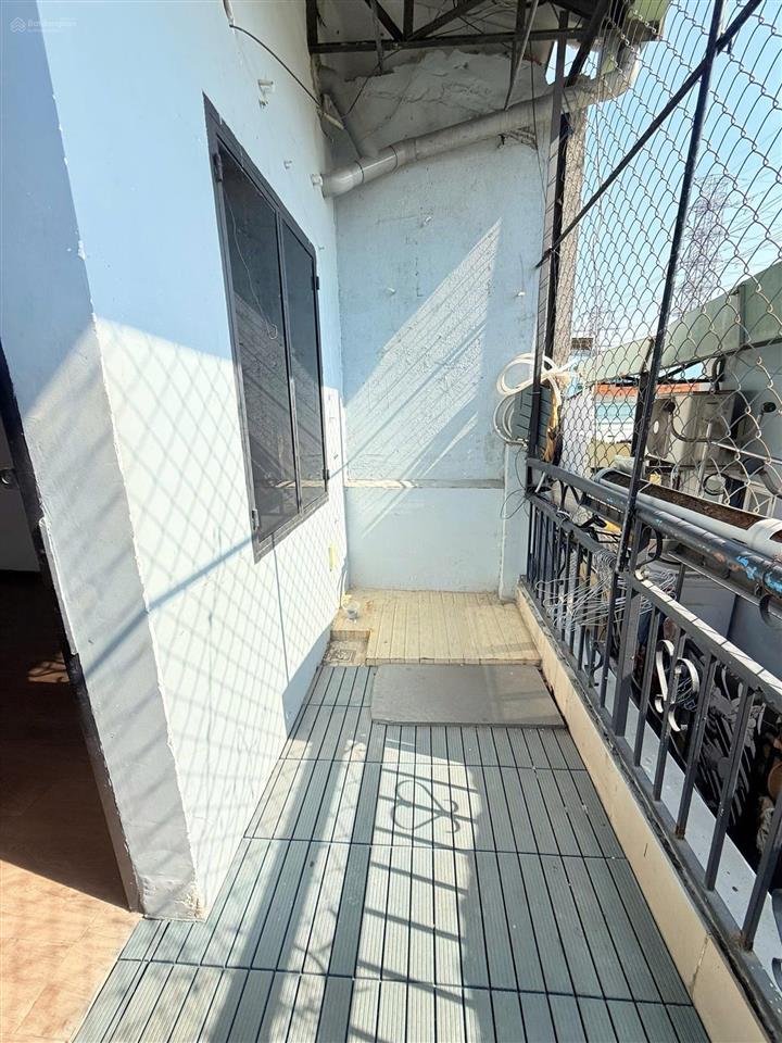 Chỉ 1 tỷ nhỉnh  có nhà trệt lầu vào ở ngay, khu an ninh, gần ga metro bình thái, dts 70m2