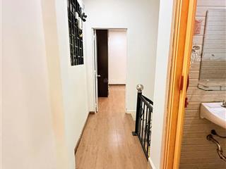 Chỉ 1 tỷ nhỉnh  có nhà trệt lầu vào ở ngay, khu an ninh, gần ga metro bình thái, dts 70m2