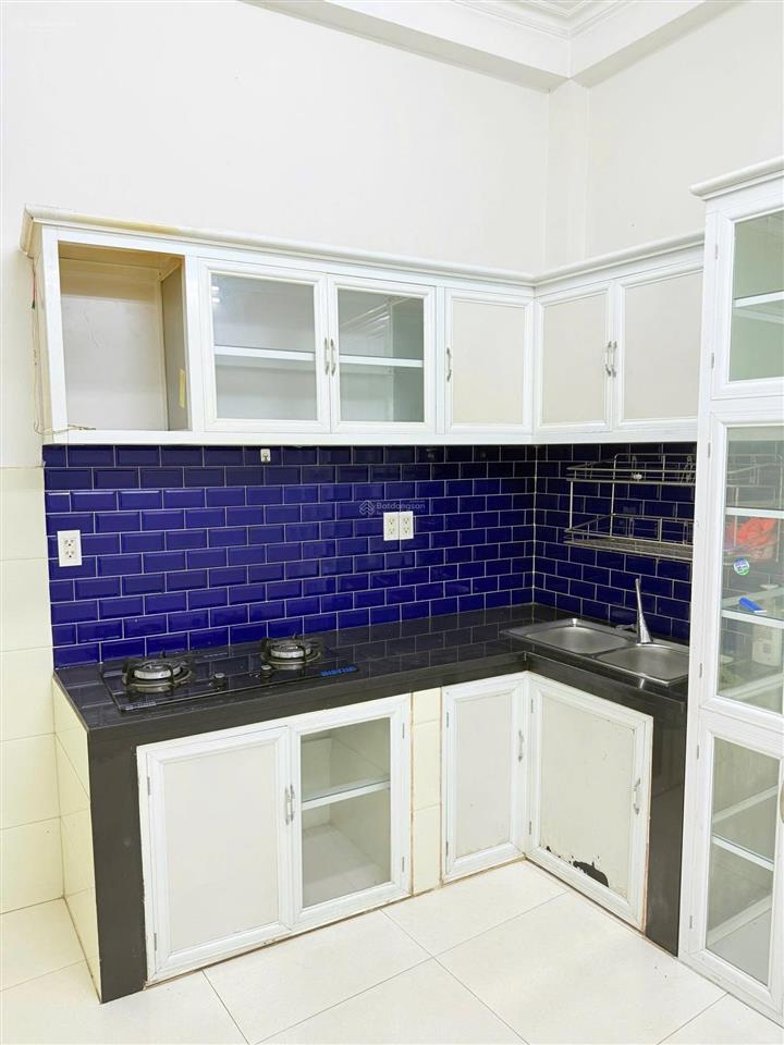 Chỉ 1 tỷ nhỉnh  có nhà trệt lầu vào ở ngay, khu an ninh, gần ga metro bình thái, dts 70m2