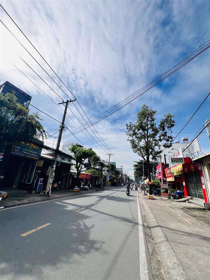 Nhà mặt tiền đường linh đông  sầm uất 175m2 vuông vắn  đang cho thuê kd tốt