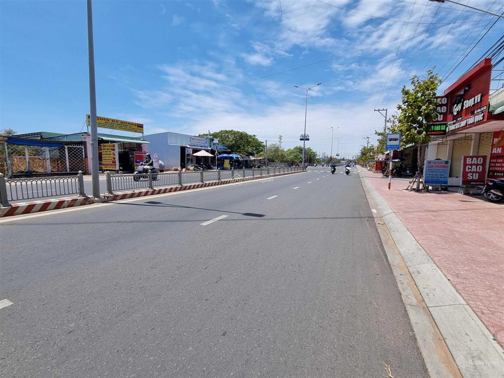 Mặt tiền nguyễn thông trục chính du lịch phan thiết mũi né, đất gần sông thoáng mát, giá tốt