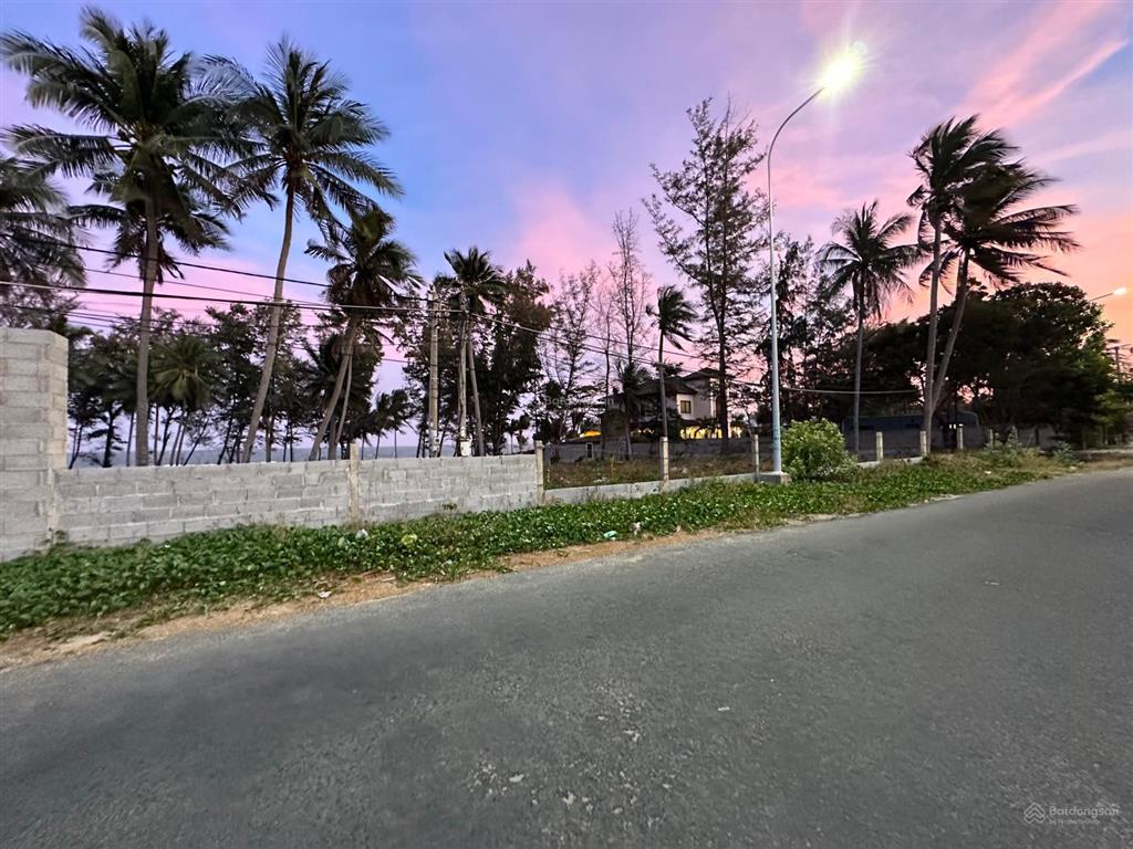 Mặt tiền biển nguyễn cơ thạch, khu resort mũi né, giá tốt đầu tư.
