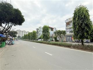 Bán nhà cấp 4, đường đại lộ 3, phước bình, dt 87.2m2 (4x22), giá 13.5 tỷ, sổ hồng đầy đủ