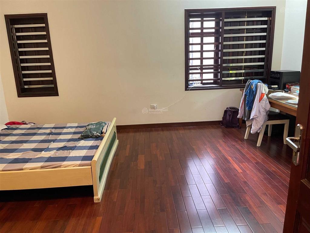 Bán nhà vườn 100m2x4,5t hoàn thiện đẹp tc5, mt 5.55m vuông vắn gần trường ltv nội thất xịn 26tỷ