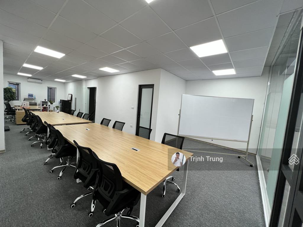 Cho thuê mặt bằng tại mon city chỉ 15 triệu, diện tích 90m2, 1 tầng, chính chủ