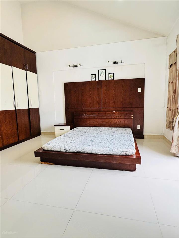 Cho thuê phòng đầy đủ nội thất đường trần trọng cung, tách bếp. giá 5 triệu/tháng