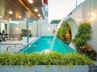 Cho thuê villa cao cấp mới xây tại sơn trà