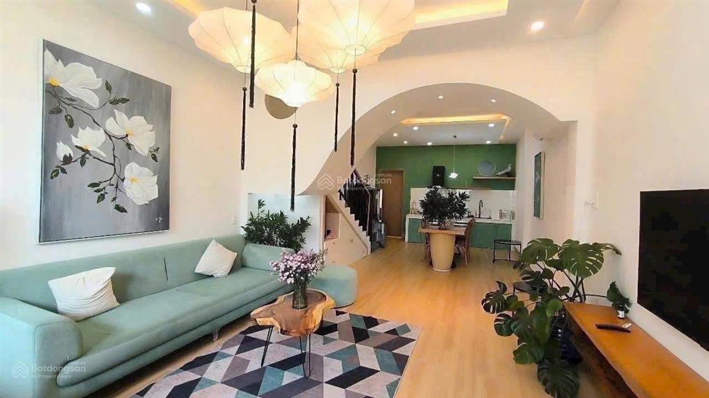 Cho thuê nhà đẹp gần cầu rồng, sát biển