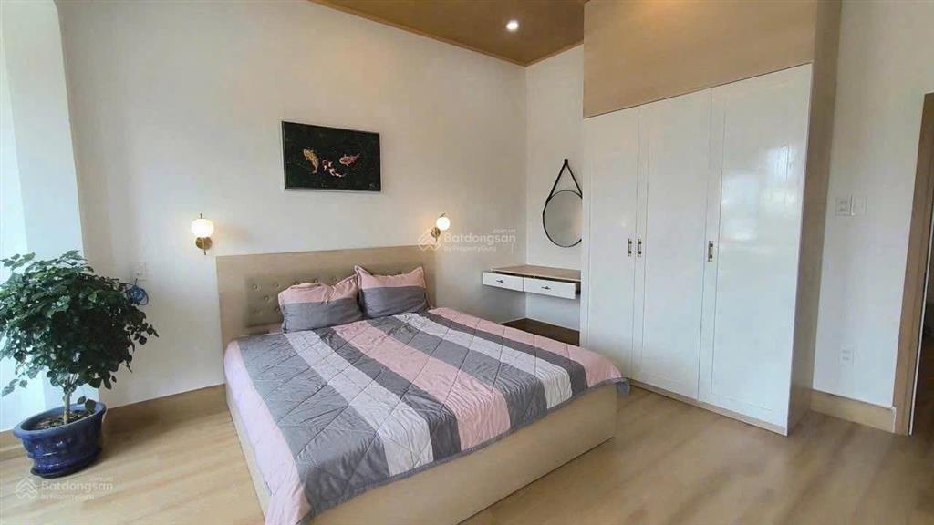 Cho thuê nhà đẹp gần cầu rồng, sát biển