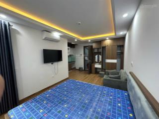 Cho thuê nr đẹp xuất sắc tại quan hoa, 150 triệu, 100m2, 8 tầng