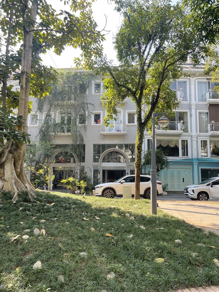 Nhà phố thương mại phố trúc | 21 tỷ | 2 mặt tiền hiếm có | s đất 110m2 | vị trí đắc địa | sổ đỏ