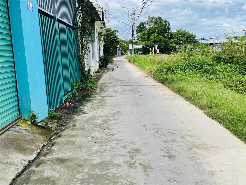 Đất mặt tiền thượng móc, vĩnh thạnh, dt 90m2 giá 2 tỷ 390tr vuông đẹp, có thương lượng