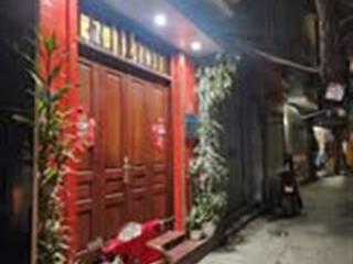 Cực kì ngon bổ rẻ, nhà dân ở đội cấn mặt ngõ thông kinh doanh, 46m2, 5 tầng, mt 3.9m, giá 13.x tỷ.