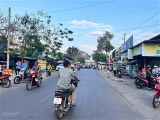 Mặt tiền kinh doanh, gần chợ , sát khu công nghiêp