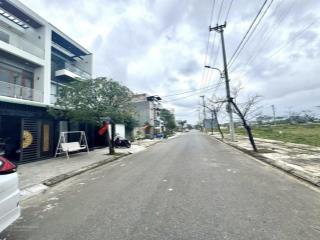 Bán lô đất đường phạm đình bân  song song võ chí công  gần cầu khuê đông