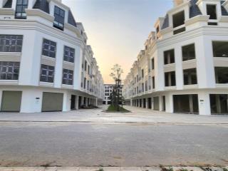 Cực hiếm, duy nhất 1 căn phố đi bộ dự án hinode royal park. diện tích 90m2 giá 15,8 tỷ. 0966 761 ***