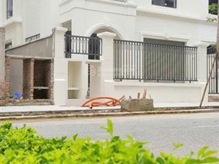 Cần bán biệt thự song lập gần hồ dự án hinode royal park. diện tích 200m2 giá 40 tỷ.  0966 761 ***
