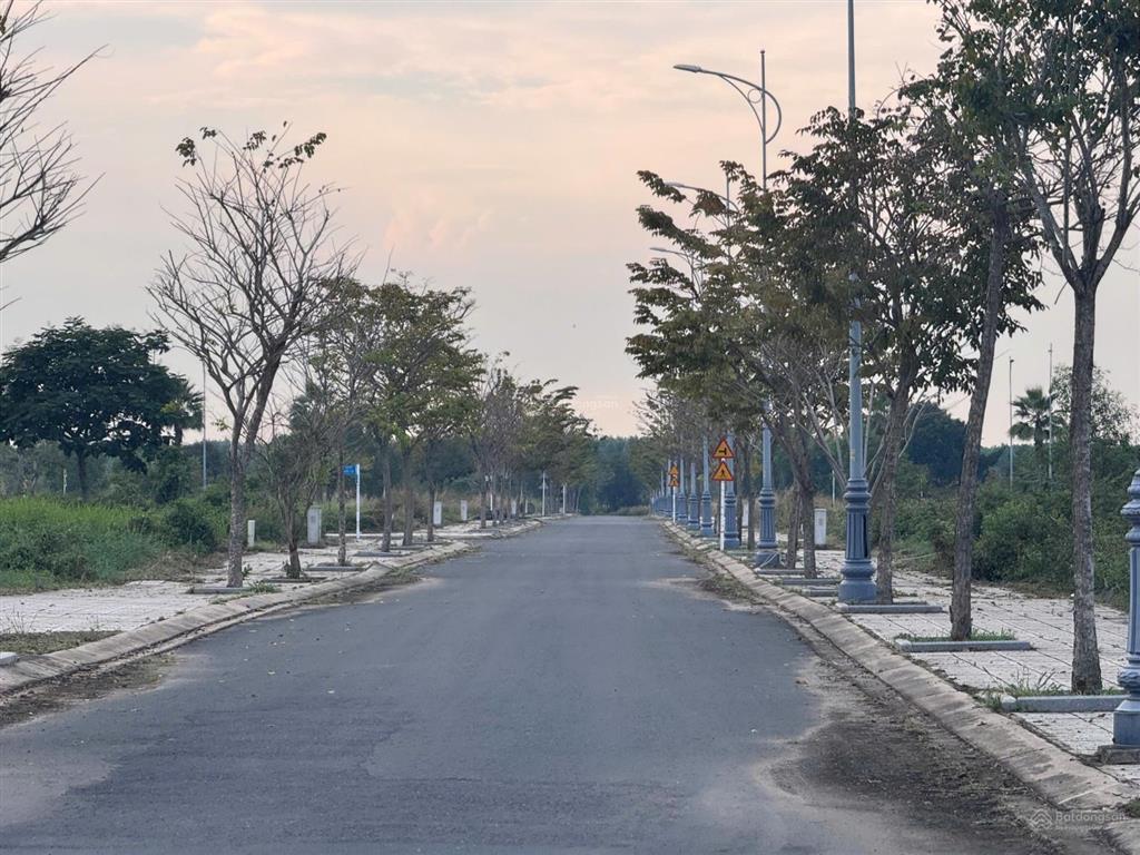 Bán nhanh thu vốn nền 100m2 đường 24m biên hoà newcity nền đẹp sẳn sổ vay 80% bán nhanh trong tuần