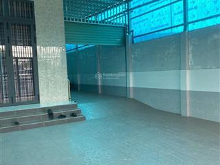 Bán căn nhà cấp 4 nằm ngay đường hương lộ 11, xã tân quý tây, huyện bình chánh, tp. hcm