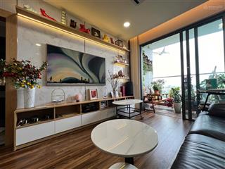 Nhà đẹp lung linh  căn hộ diamond centery 3pn 120m² full nội thất cao cấp đẹp.  0933 532 ***