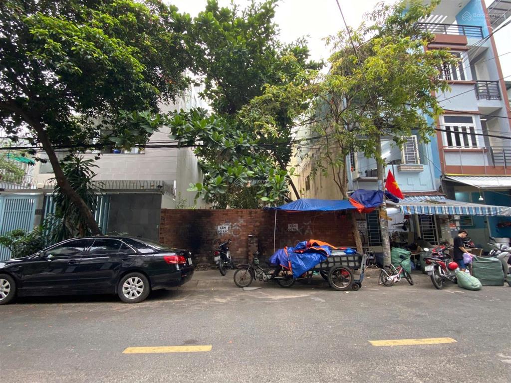 Đất trống  mt đường lê cao lãng  dt 7.84(8.03) x 18.1  tổng dt 136m2  giá 18,2 tỷ tl.