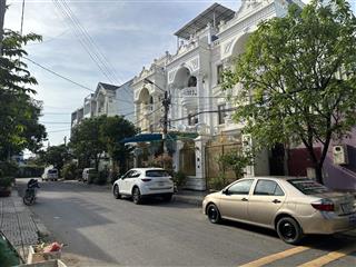 Biệt thự đẹp tây thạnh  7 x 18m (126m2)  nguyễn hữu dật  hẻm 12m thông bán gấp 15.6 tỷ