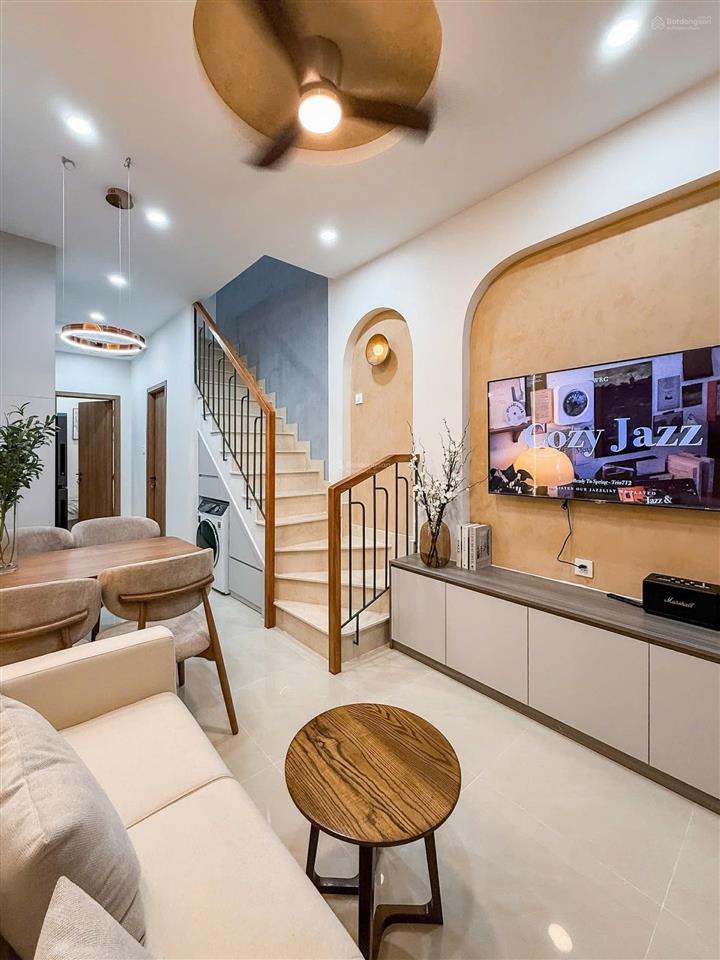 Hxh 8m đường nhất chi mai, p.13, tân bình. full nt xịn sò, có phòng ngủ ở trệt khu an ninh. 6,45 tỷ