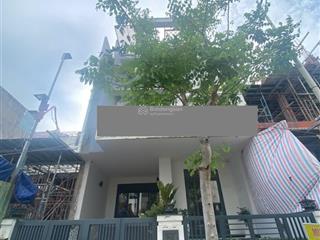 Hiếm, hướng đông nam, 7mx18m giá 36 tỷ, bán nhà phố saigon mystery villas