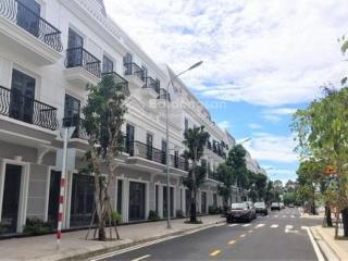 Bán nhà phố shophouse vincom tây ninh  8 tỷ / căn