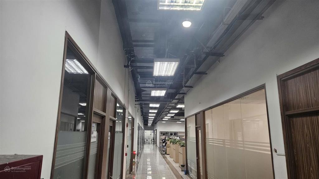 Cho thuê shophouse 3 mặt tiền  chung cư the cbd  250m2  98,5 triệu/tháng siêu đẹp
