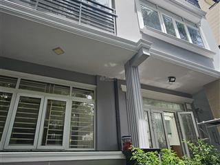 Hot  villa đường bát nàn 8 phòng ngủ, 15mx18m  70tr / tháng