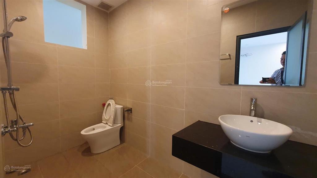 Cho thuê nhà phố 9mx18m  65tr/ tháng  nhà mới có thang máy