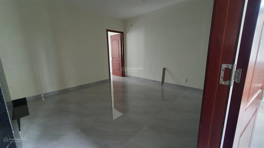 Cho thuê nhà phố 9mx18m  65tr/ tháng  nhà mới có thang máy