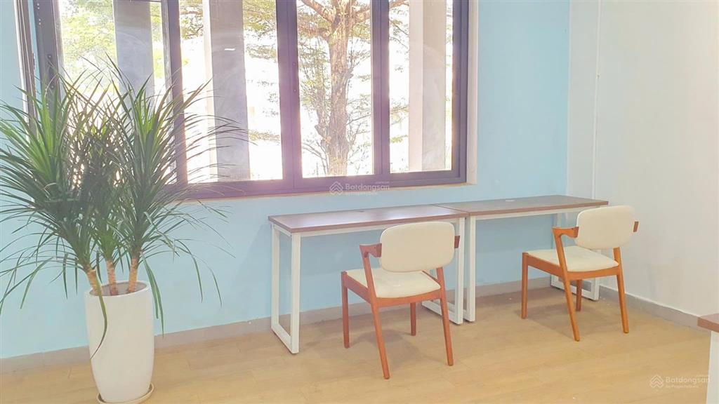 Cho thuê văn phòng tại tầng 3  08 bát nàn  50m2  chỉ 12.9 triệu/ tháng
