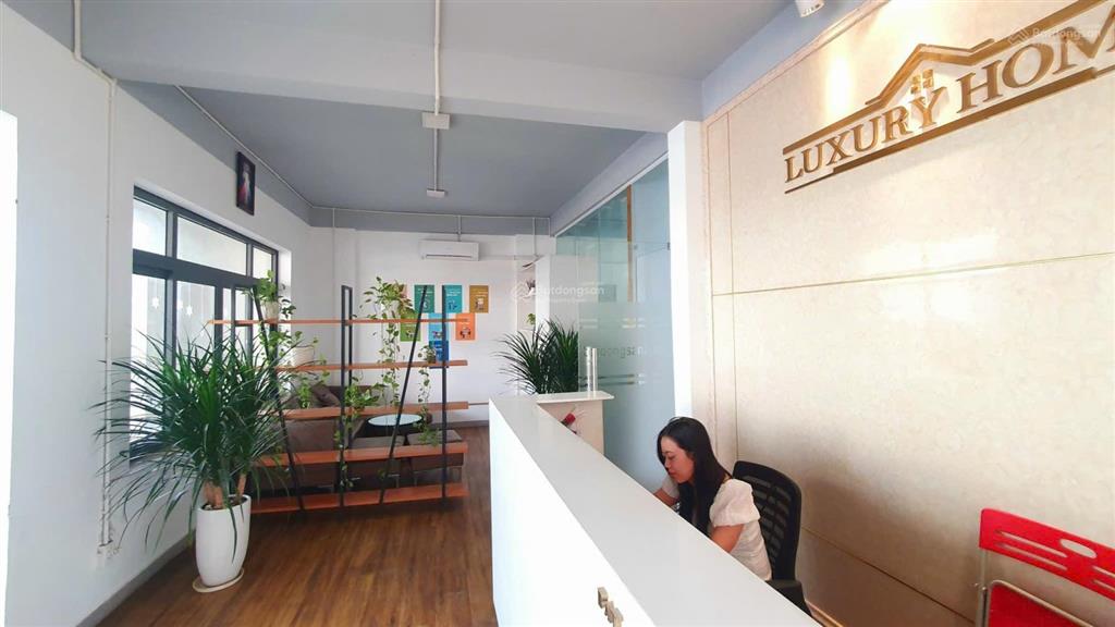 Cho thuê văn phòng tại tầng 3  08 bát nàn  50m2  chỉ 12.9 triệu/ tháng