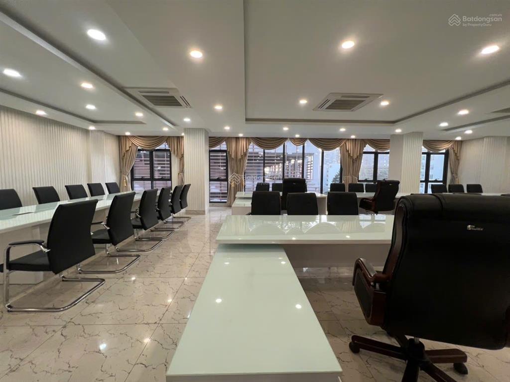 Cho thuê văn phòng vip tại thạnh mỹ lợi  dt 1450m2  giá chỉ 250 triệu/ tháng   em ngay