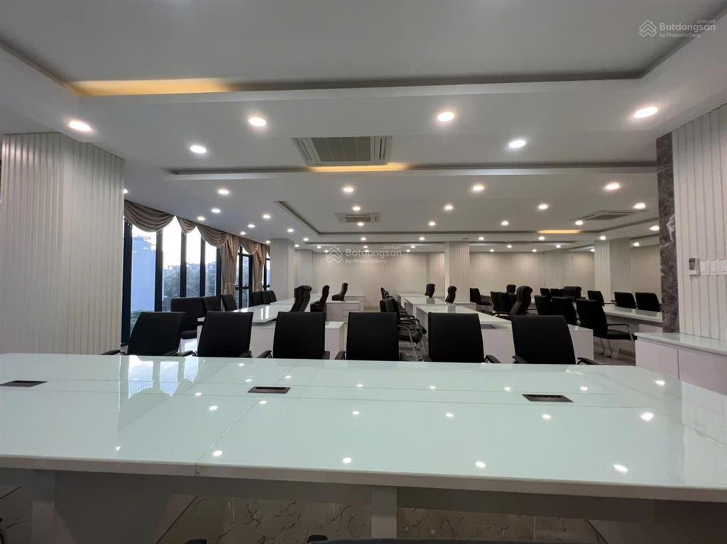 Cho thuê văn phòng vip tại thạnh mỹ lợi  dt 1450m2  giá chỉ 250 triệu/ tháng   em ngay