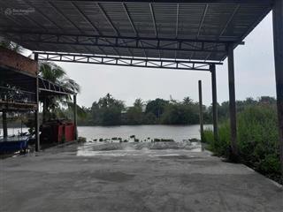 Cần bán nhà xưởng 1600m2, cách phà trà cú 500 m