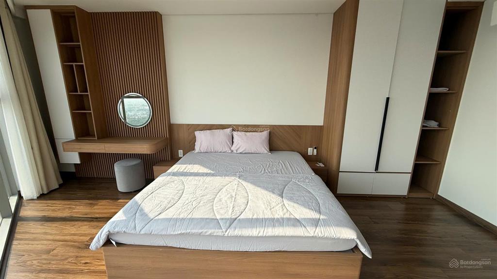 Cho thuê căn 2 phòng ngủ minato view trực diện sông lạch tray siêu cảm xúc