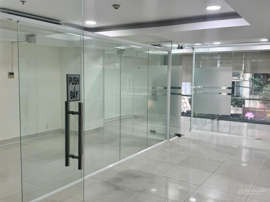 Giá tốt  văn phòng nam kỳ khởi nghĩa, 50m2, giá 19 triệu/th. có bảo vệ 24/24, hầm gửi xe miễn phí