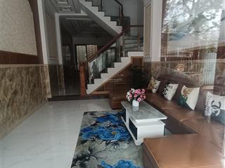Nhà mới 3 tầng, đường ô tô thông mọi phía, sổ hồng riêng, trung tâm phường, sát trường học, q12