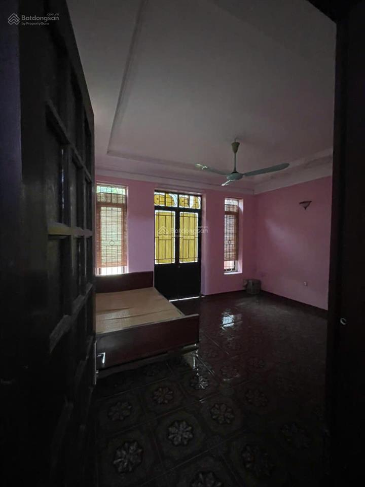 Chính chủ cho thuê nhà vườn diện tích 150m2 ở lâu dài quận long biên