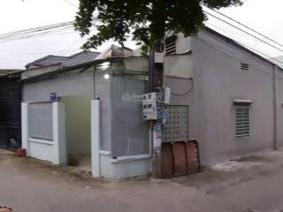 Cho thuê nhà c4 ngay ngã 4 tân phong, đường ô tô góc 2 mặt đường thông thoáng