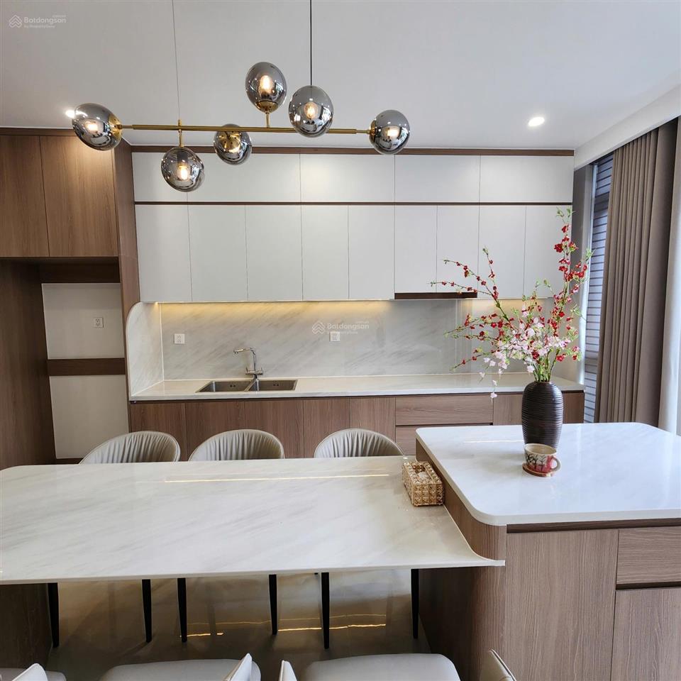 Bán nhà mặt tiền cư xá ngân hàng quận 7, đường 4f 4x19m, nhà mới xây 4 tầng, sổ hồng riêng